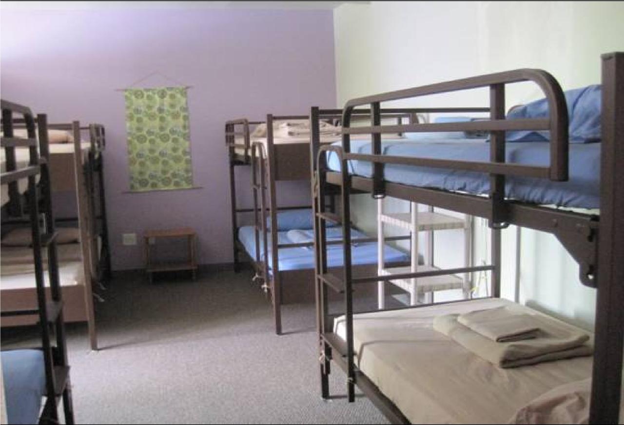 The Burlington Hostel ภายนอก รูปภาพ