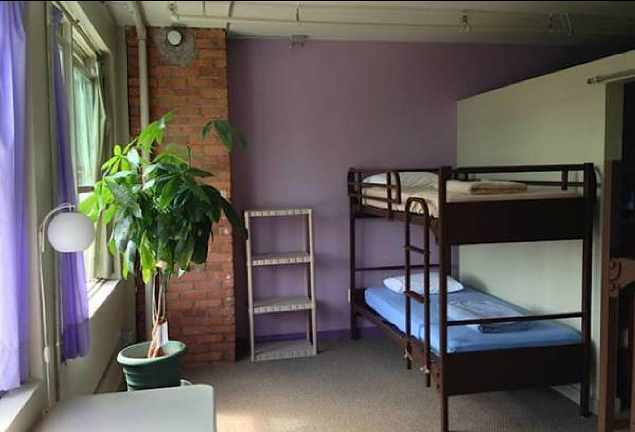 The Burlington Hostel ภายนอก รูปภาพ